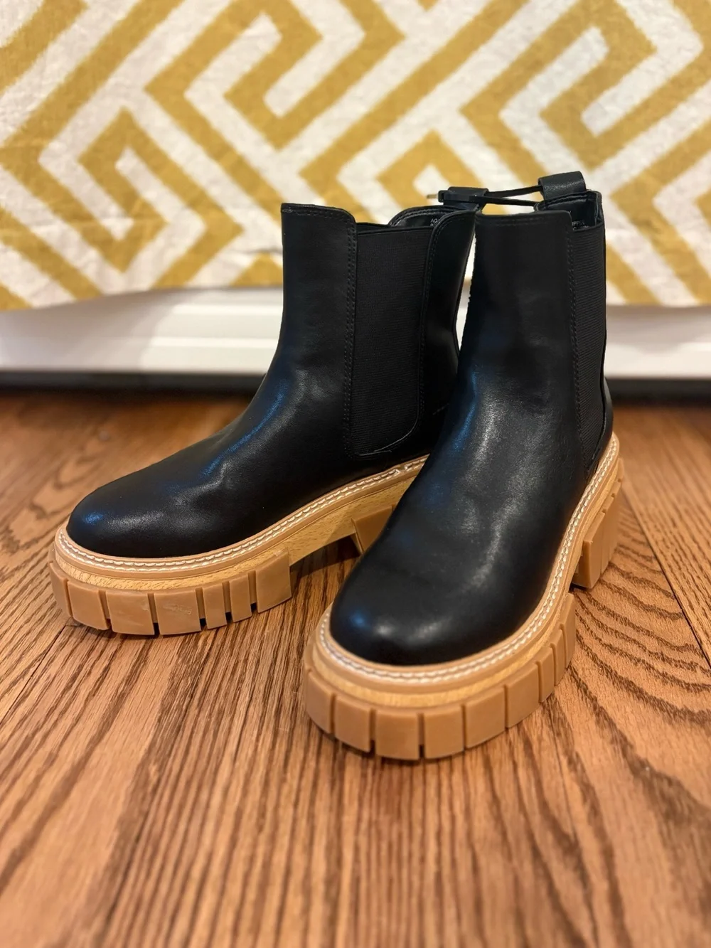 Aqua Casey Pull-on Combat Leather Boots Black 6.5